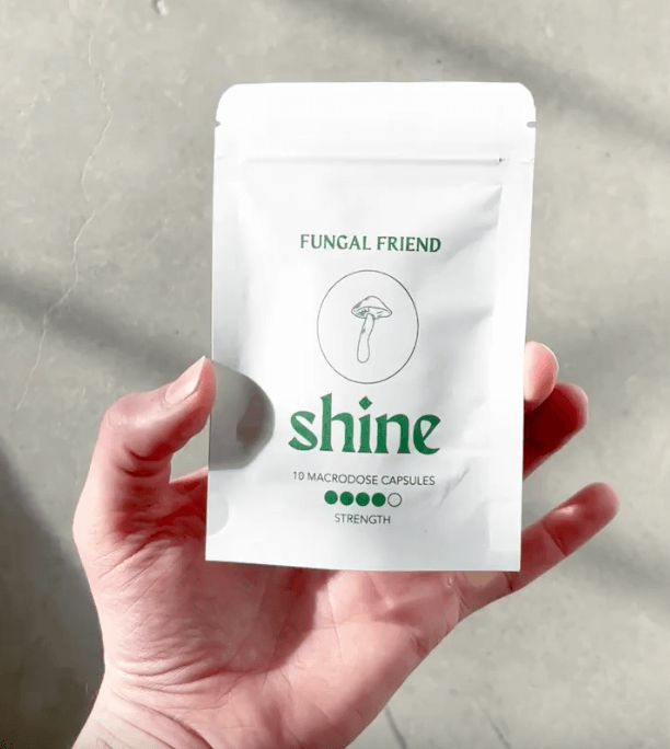 10 shine mushroom capsules